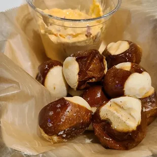 Pretzel Bites