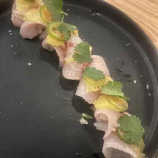 Yellowtail Sashimi*