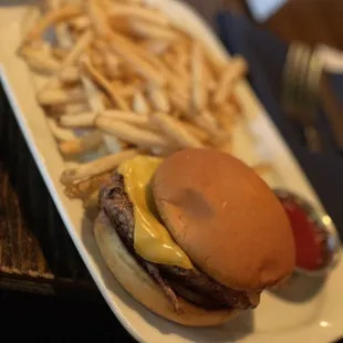 Kids meal - cheeseburger and fries