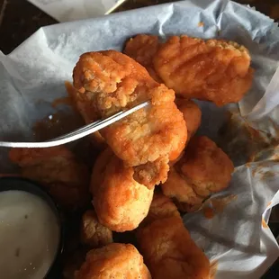 Barely sauces boneless wings