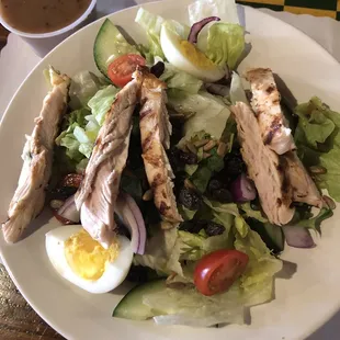 Grilled chicken salad , half dize