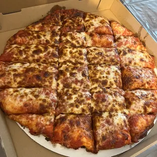 Cheese pizza