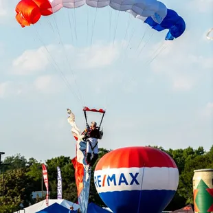 H-E-B | Central Market Plano Balloon Festival photo credit Ram Silverman in Plano, Texas
