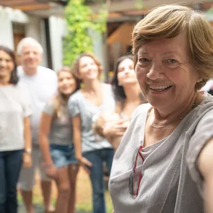 Por tus hijos e hijas, dales seguro médico. Paga $0 al mes