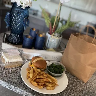 To Go :  Plant base heat classic  Veggie of the day (Spinach)  Fries  Vegan carrot cake