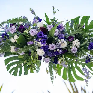 Close up of the wedding arch florals.