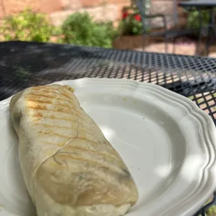 Veggie burrito (includes egg)