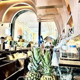 The bar at Planta Cocina.