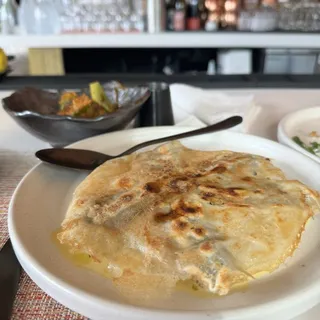 CRISPY GYOZA