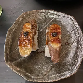 HH UNAGI EGGPLANT NIGIRI (2 PIECES)