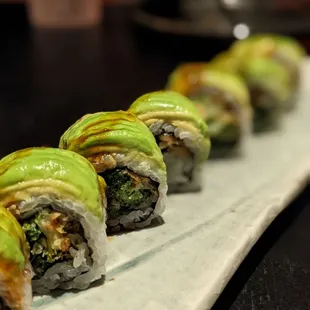 Dragon roll