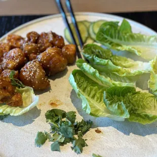 General Lee&apos;s Lettuce Wraps