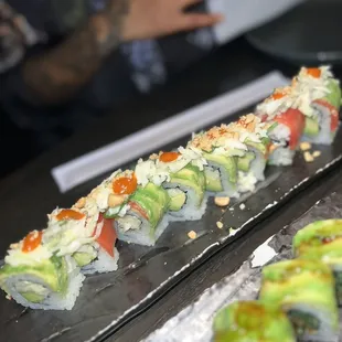 SPICY TUNA ROLL*