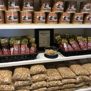 a variety of varieties of peanuts