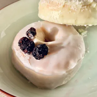 Blackberry donut