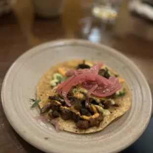 Mushroom taco