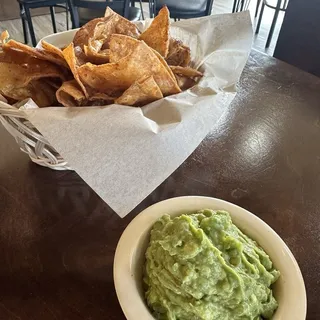 Chips & Guac
