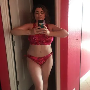 Me loving my flat belly!!!