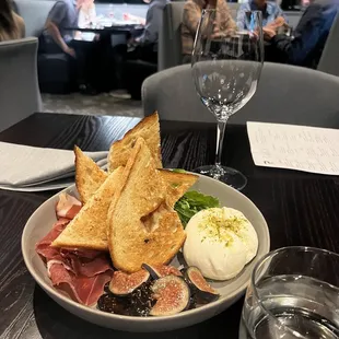 The burrata appetizer was to die for!