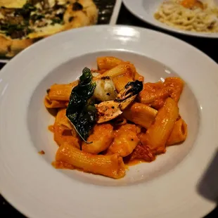Rigatoni E Gamberi