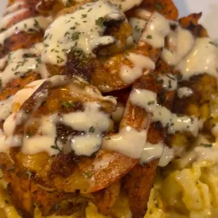 Mac &amp; Cheese, Salmon, LumpCrabCake, Shrimp &amp; Gourmet House Sauce!