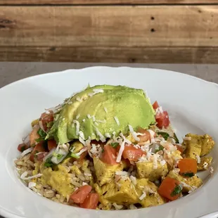 Curry Chicken Bowl with some extra avocado !