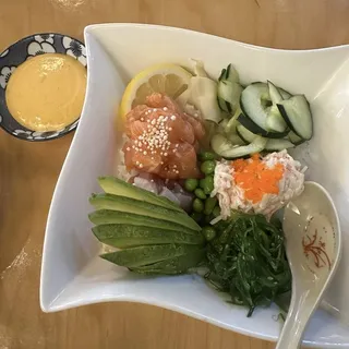 Plate Poke Sushi Combination