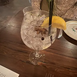 Gin and tonic