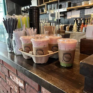 5 Strawberry Chachas!!
It is a Matcha Latte with strawberry cold foam!