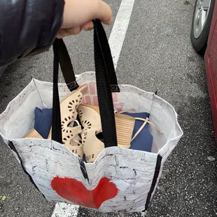 Dropping off some clothes and shoes to sell at my favorite Plato's Closet - Chesapeake Greenbrier area!