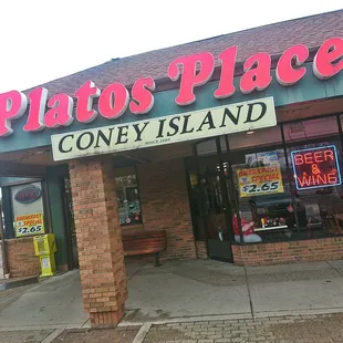50 years 3 generations of families eat here