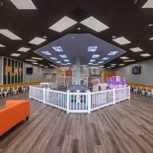 Beautiful, modern and bright interior