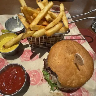Burger with gluten free bun and fries