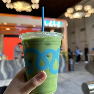iced matcha latte