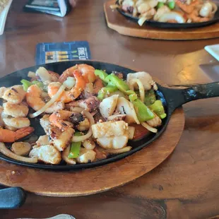 Seafood fajitas