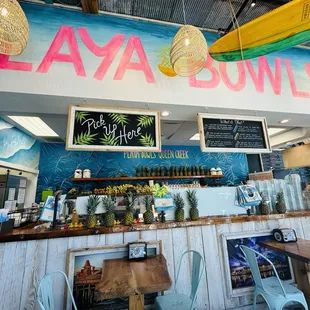 Cute springy/beachy  decor