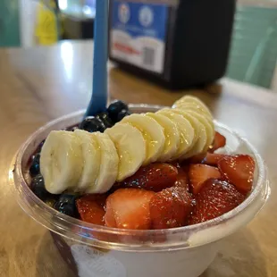 Pura Vida Acai Bowl with coconut base and banana added