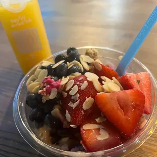 strawberries, blueberries, and almonds in a bowl