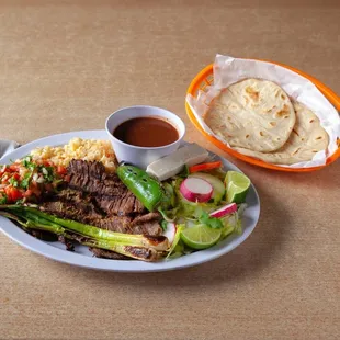 Playa Dorada Pupuseria Y Restaurant