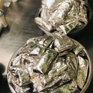 Tamales de pollo ( chicken tamales 2.50+Tax each