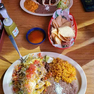 food, wraps, burrito, burritos and wraps