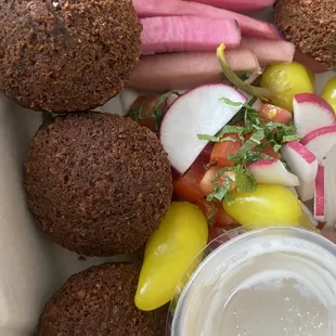 6 Pieces Falafel Plate