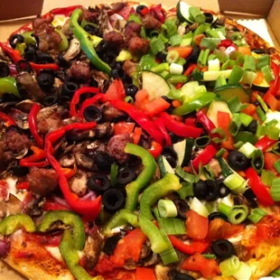 1/2 combo, 1/2 veggie. Medium.