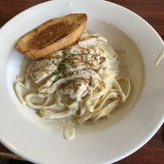 Fettuccini Alfredo