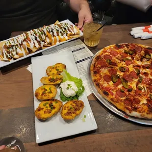 food, pizza