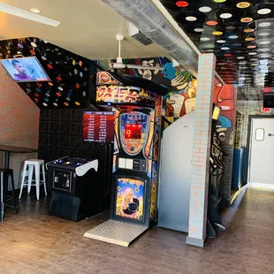 Boxing game and other arcade games