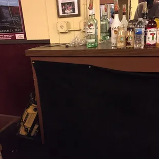 Full bar!  Get your play on!