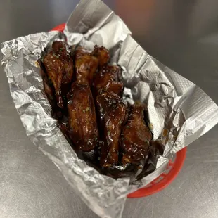 food, chicken wings and fried chicken