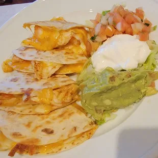 a plate of mexican food