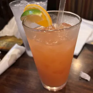 Bahama Mama cocktail